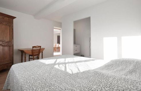 Awesome Home In Bacilly With Wifi - Foto 20