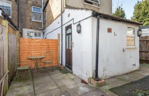 Modern Studio With Free Parking And Garden - Foto 13