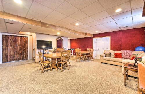 Large Cleveland Home with Fire Pit and Backyard! - Foto 15