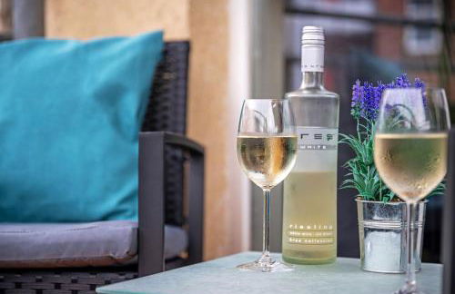 CityOase im Zentrum mit 24-7 Self Check-In, WLAN & Smart TV - Foto 7