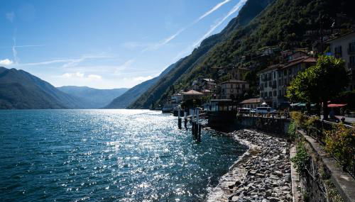 Family Nest Overlooking Lake Como - by Rent All Como - Foto 3