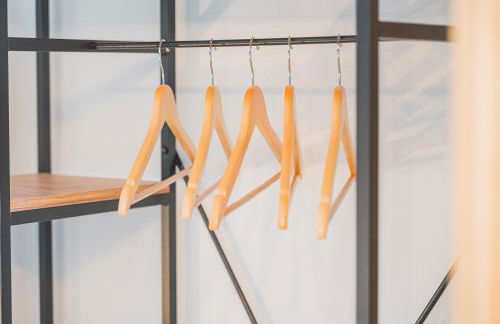 Krone - ES Bhf - 2Zi & 90m2 & 6xPrs - Balkon - 65"TV & Netflix - Foto 9