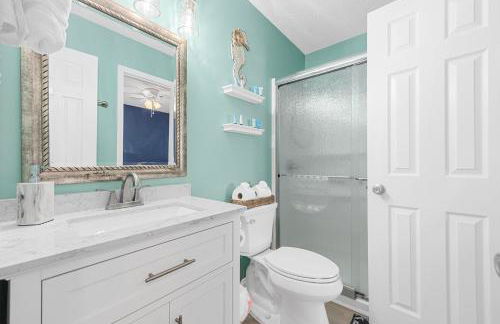 Newly Renovated Condo with Beach access steps away - Foto 6
