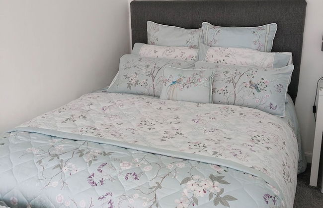 Two bedrooms self-contained flat with Free Parking - Flat 2 - Foto 2