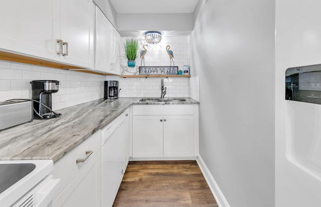 Regency Towers 1204 - Foto 14