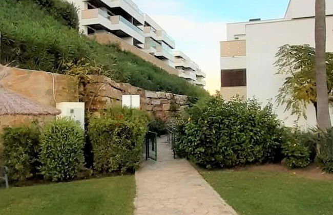 Sunny Garden Apartment - Foto 30