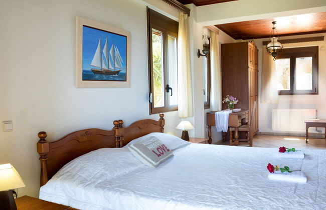 Family Friendly Villa Hermes With Private Pool - Photo 6