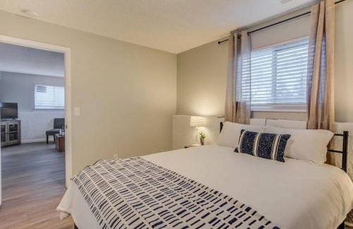 Romantic Getaway Base of Mountains Parks & Trails - Foto 28