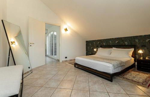 Kejani attic apt Scenic Views, Lux bath, Fast Wi-fi - Foto 53