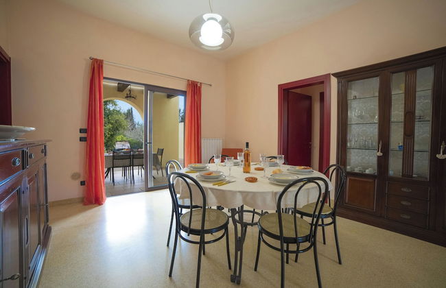 Villa Maria Antonietta 1 With Big Garden - Foto 13