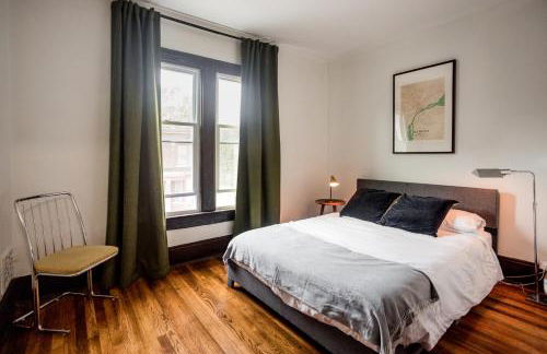 Luxe Mid-Century Styled Townhouse #3631 - Foto 23