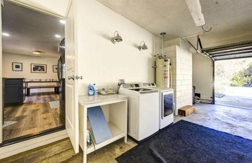 Walk to Dtwn! Dog-Friendly Oakhurst Gem with Yard - Foto 26