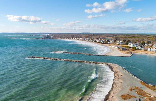 Modern Gem on 15 Acres, 5 Mi to Old Orchard Beach! - Foto 42