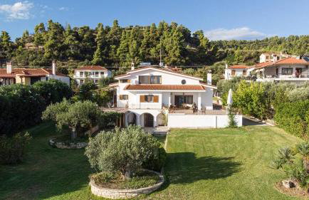 Azure Coast Seafront Retreat - Foto 50