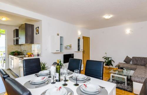 Apartment & Rooms Ma din - One Bedroom Apartment with Balcony and Sea View - Foto 14