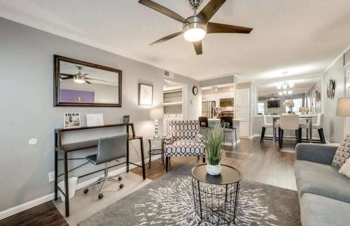 2BD Condo DFW South Irving I36 - Foto 1