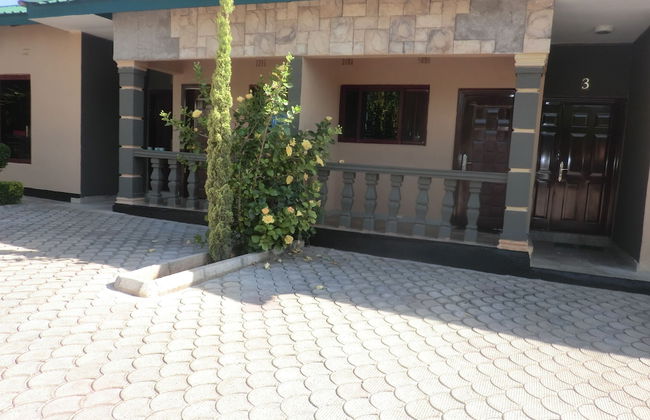 Casa Mia Apartments - Photo 11