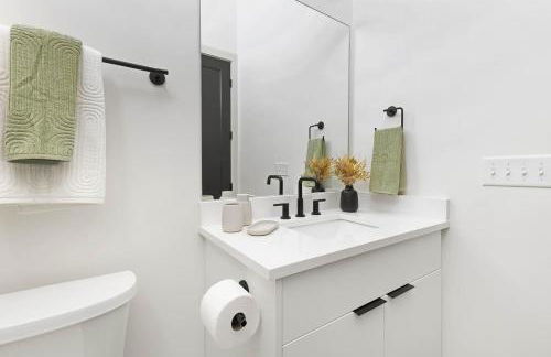 Kays Hideaway - Stylish stay steps to dining - Foto 21