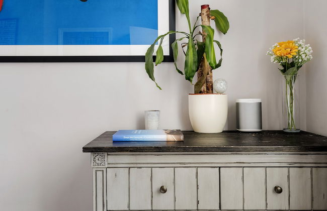 Contemporary Clapham Home Near Wandsworth Common - Photo 4