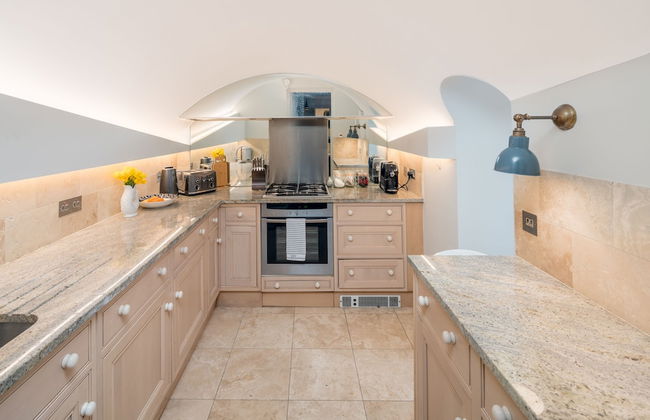 JOIVY Charming 1BR flat w Patio in the Heart of Pimlico - Foto 8