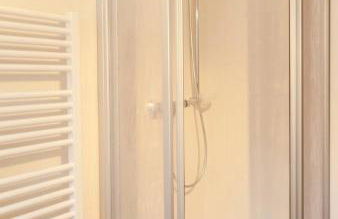 Modern 3ROOM-Flat LEIPZIG NORTH Porsche -DHL-Amazon-Airport LEI HALLE-BMW-Messe by respect host - Foto 26