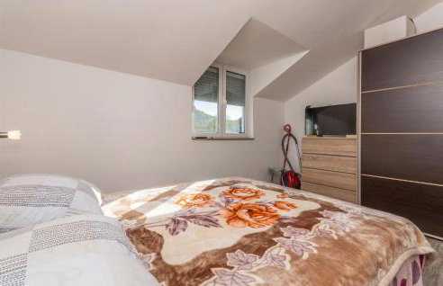 3 Bedroom Amazing Apartment In Banjevci - Foto 21