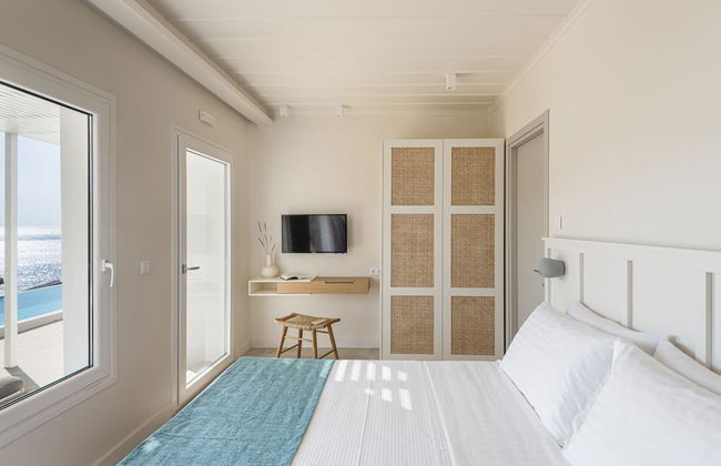 Etesians Suites & Villas - Photo 23