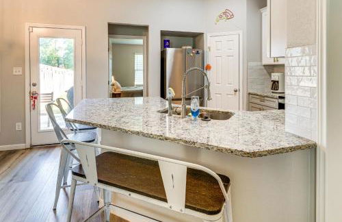 9 Mi to College Station Dog-Friendly Home with Yard - Foto 6