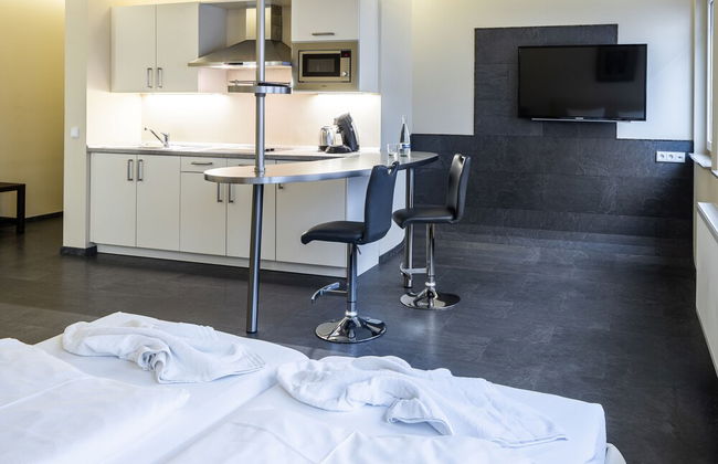 Nomad Serviced Apartments - Photo 36