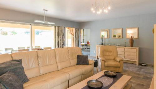 Modern holiday home with swimming pool - Foto 3