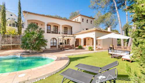 Charming Villa Tamarindo - Photo 1