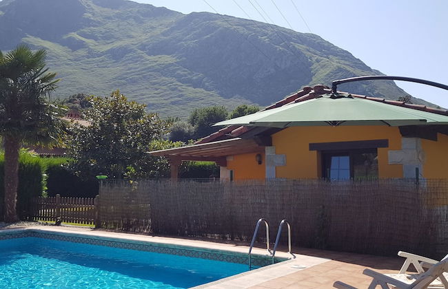 Mirando Al Cuera - Photo 22