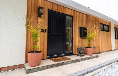 Modern Bungalow Views of Pen y Fan - Photo 33