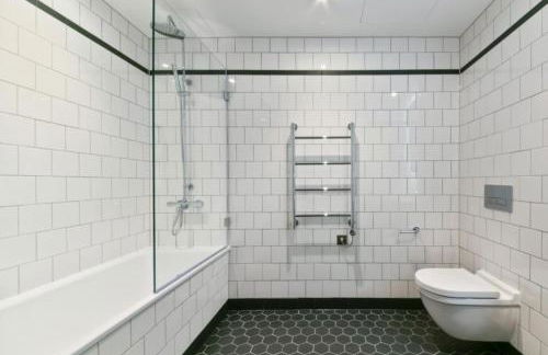 Canning Town 2 Bed Cityside - Foto 7