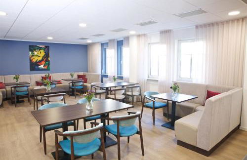 Rosengarten Apartments Fürth, Moderne Serviced Apartments in Citylage, ganze Ferienwohnung 50 m2, nahe Nürnberg, Metro, Sauna, Frühstück & Parkplatz - Foto 66