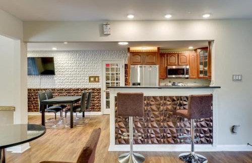 'Hidden Paradise' on 5 Acres w/ Hot Tub & Deck! - Foto 11