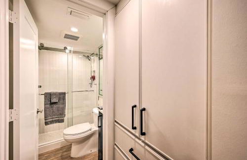 Luxe Naples Escape Walk to Beach and Downtown! - Photo 19