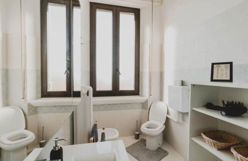 [Duomo - City Center] Appartamento elegante con suite - Photo 7