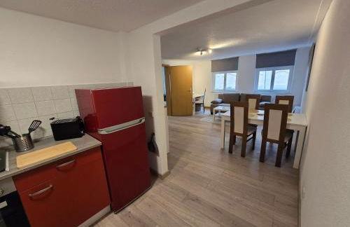 FERIENWOHNUNG 52m2 APARTMENT in ZITTAUER STADTZENTRUM INNENSTADT INNENRING TOP LAGE - WOHNEN AUF ZEIT IN ZITTAU - 2 RAUM WOHNUNG EINKAUFSSTRASSE - Foto 16