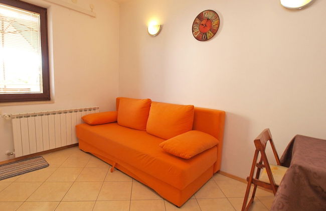 Apartment 21 - Photo 16