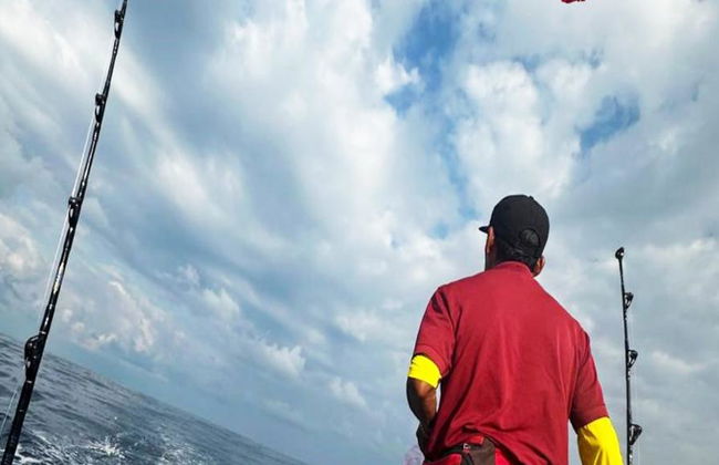 Experiencia de pesca deportiva en alta mar - Tour privado de medio día - Foto 5