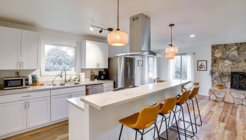 Serene Palmer Home Walk to Downtown and Riverfront! - Foto 2