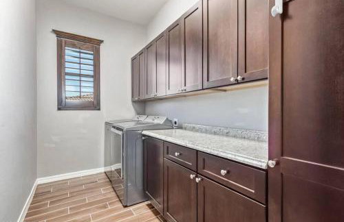 Phoenix Home with heated pool, desert views & hot tub - Foto 14