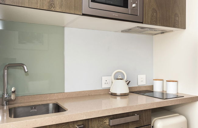 KMG Apartments at Sandton Skye - Photo 19