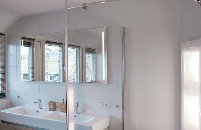 Villa in Friesland With Sauna & Bubble Bath - Foto 19