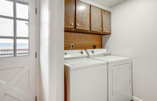 Serene Trenton Home with Pool and Mountain Views! - Foto 18