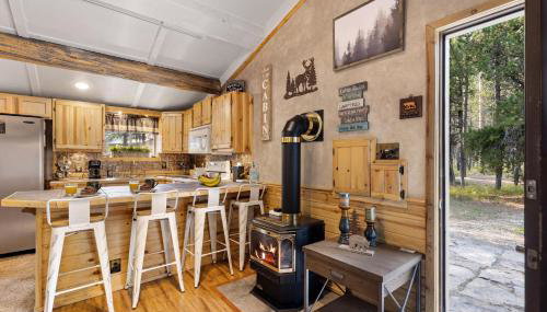 Hayloft Hollow by KABINO Fire Pit Fireplace Loft with Low Ceiling High Chair WiFi - Foto 2