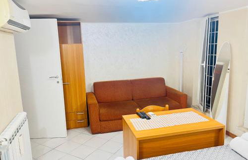 Sky Global Suites - Photo 11