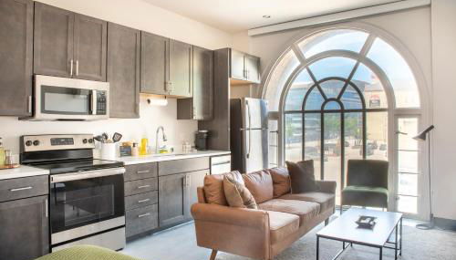 Deer District Studio Apt - One Block from Fiserv & Baird - Foto 2