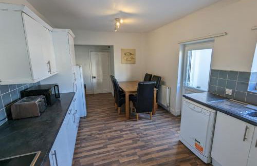 5BR townhouse Arnos Court Villa Bristol w parking - Foto 24
